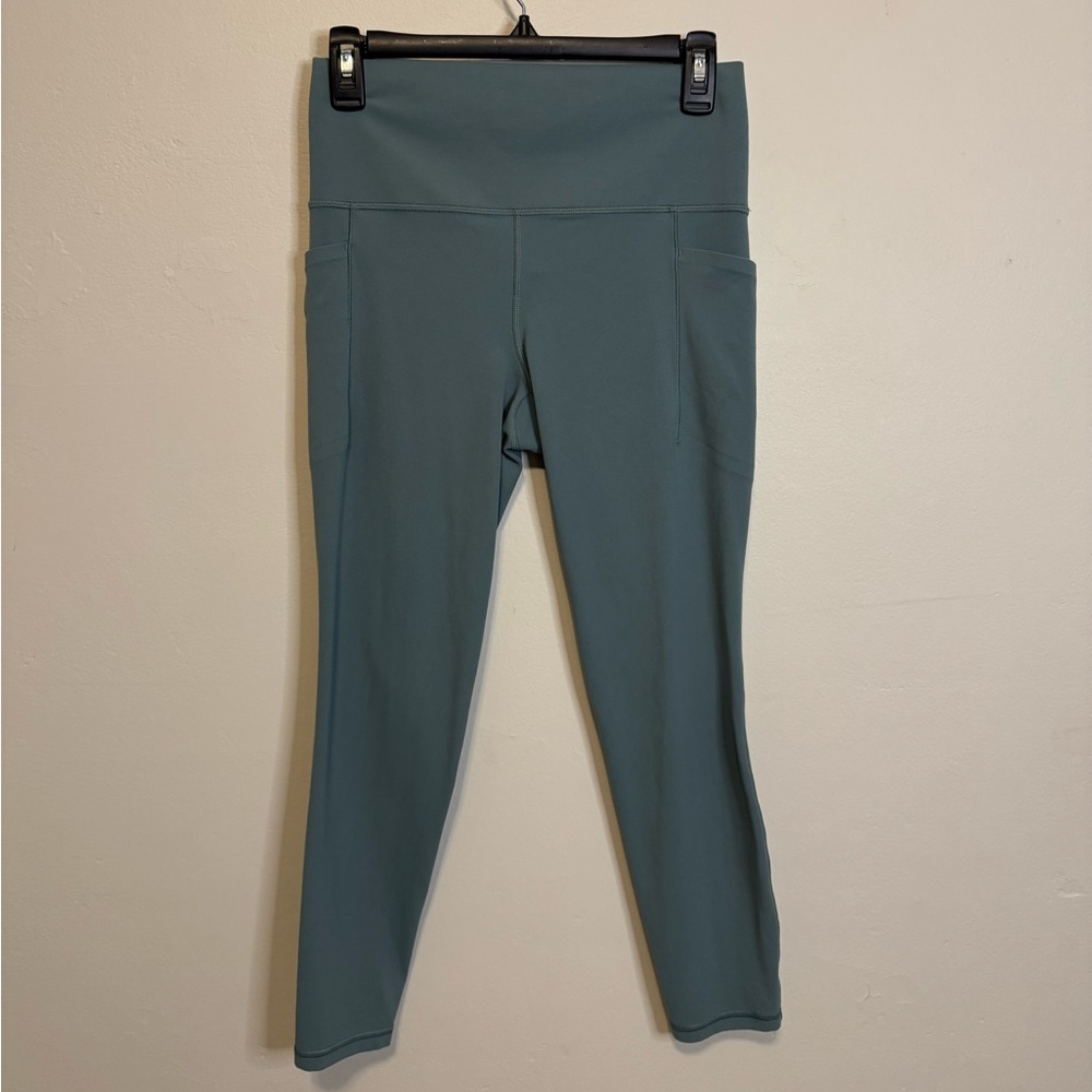 Athleta Salutation Stash Cinch 7/8 Tight In Oxidized Green Medium